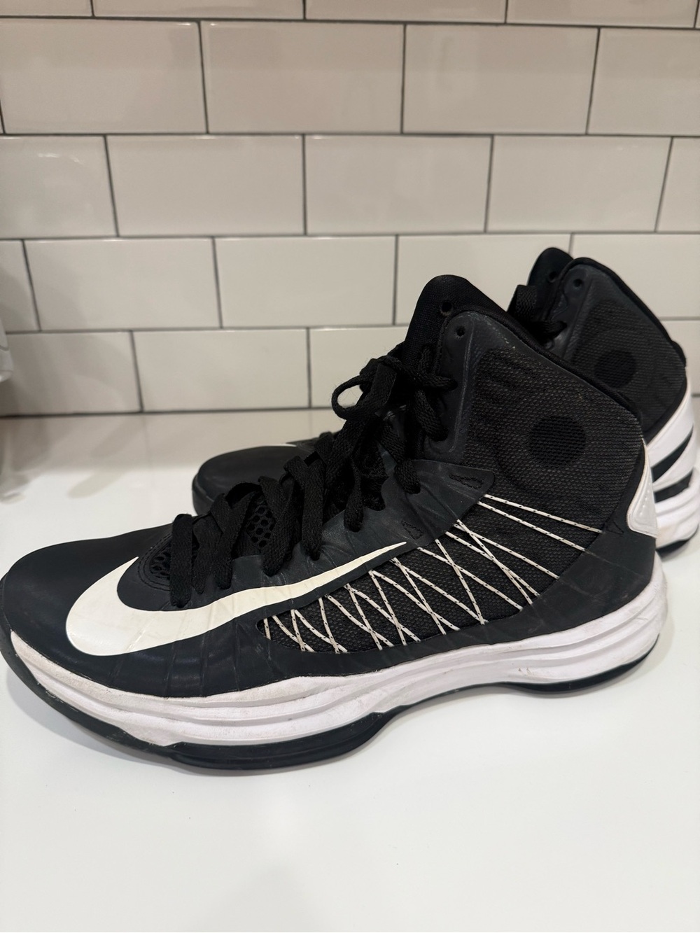 Nike Air Hyperdunk Black Men's size 10.5 Basketball shoes